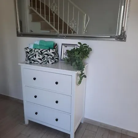 Filipetti Beachside Apartmán *